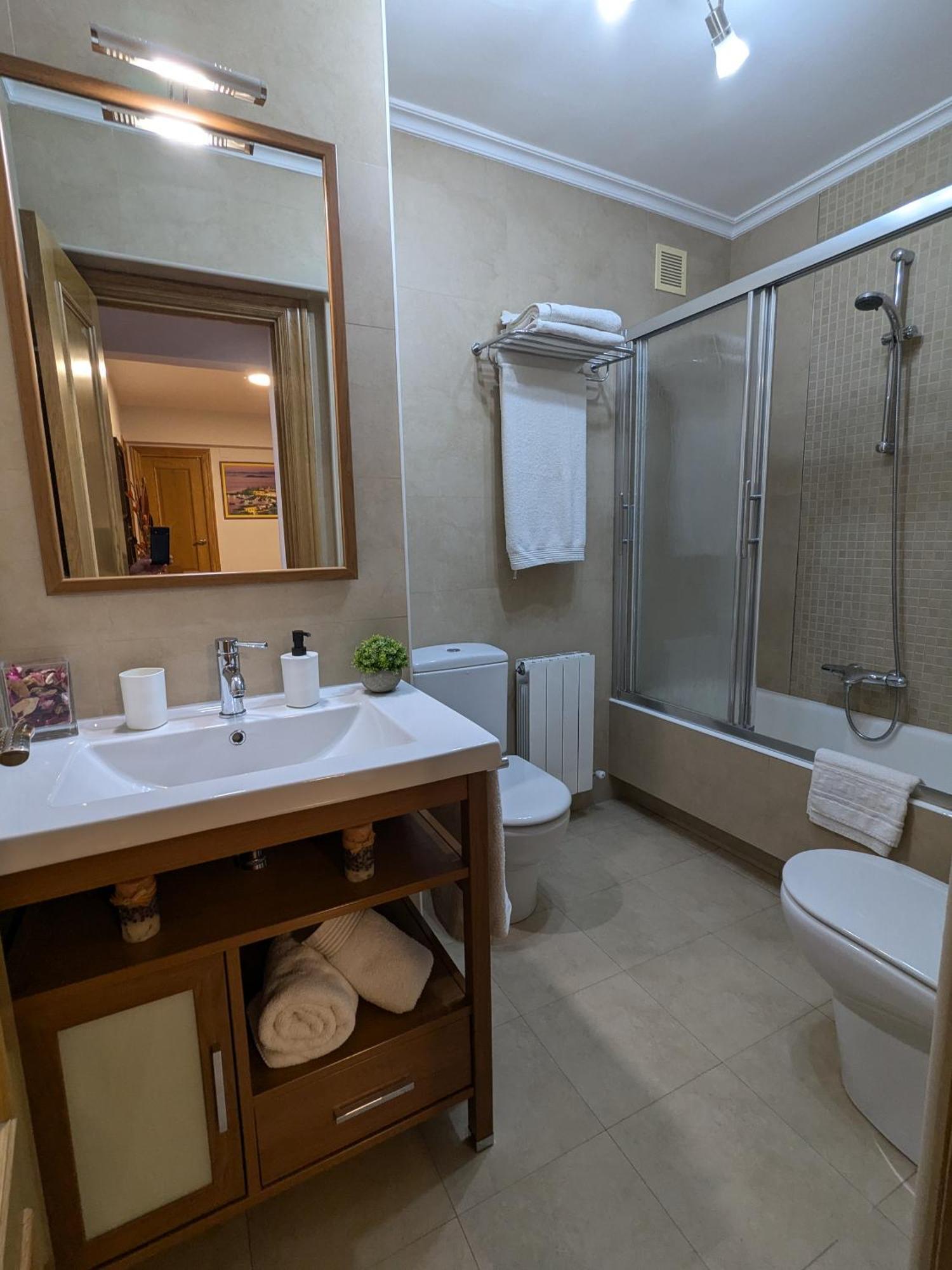 Apartamento Portugalete Gran Bilbao 3 Dormitorios - 3 Bedrooms Екстер'єр фото